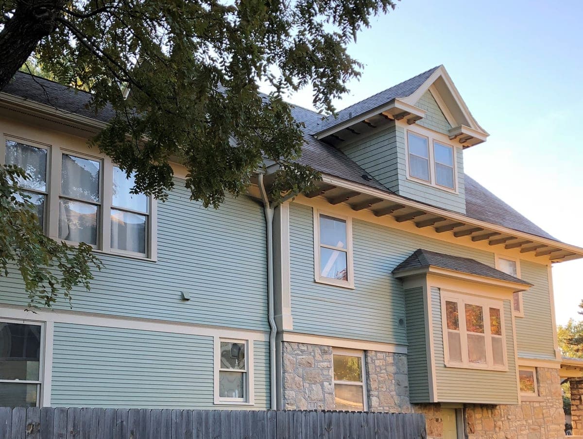 How to Increase Property Value by Using Paint